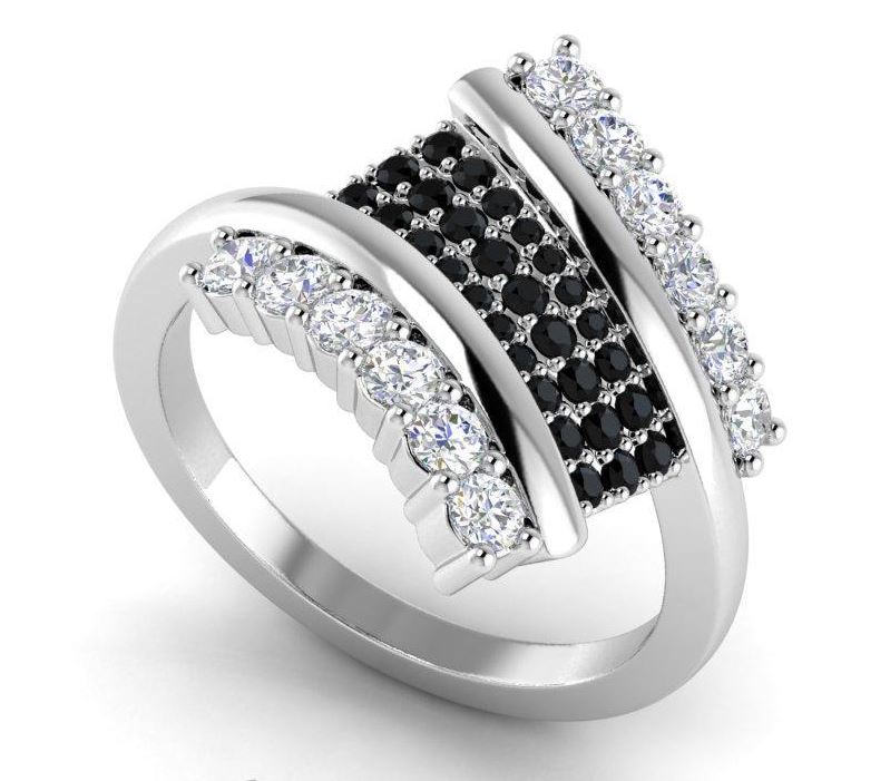 טבעת יהלומים