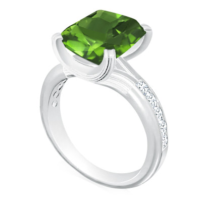 https://goldiam.easystockhosting.com/en/sites/default/files/1935648-32_whitegold_emerald.jpg