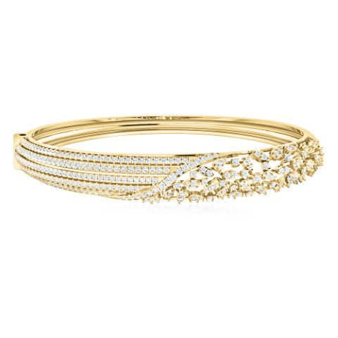 תכשיטי יהלומים לאישה