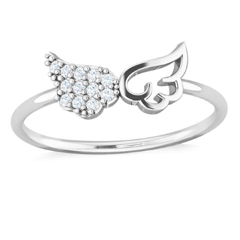 טבעת עם כנפיים