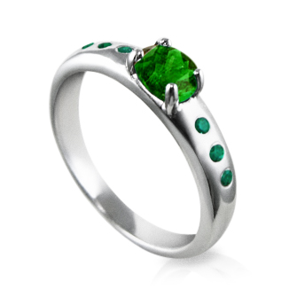 https://goldiam.easystockhosting.com/sites/default/files/3141_whitegold_emerald.jpg