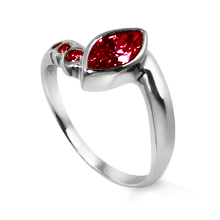 טבעת וינטג' קלאסי עם אבן חן מסוג רובי אדום בצורת מרקיז אבן  חן בצורת עין