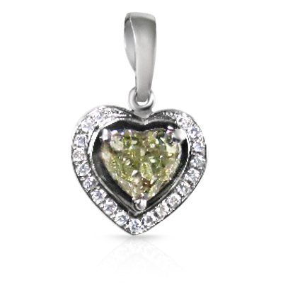 תליון עם יהלום בצורת לה