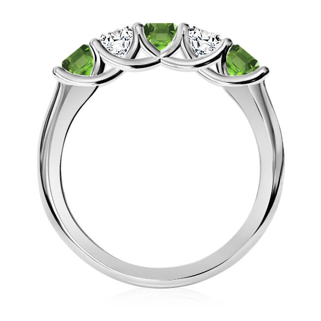 https://goldiam.easystockhosting.com/sites/default/files/A52215-1-F_whitegold_emerald.jpg