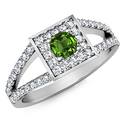 אבן ברקת אמרלד גדולה בטבעת יוקרתית