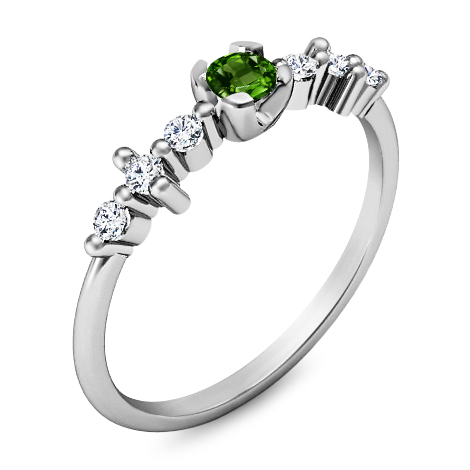 אבן ברקת אמרלד גדולה בטבעת יוקרתית