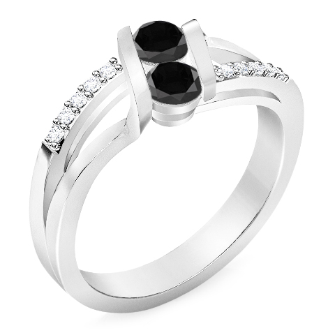 טבעת יהלומים שחורים