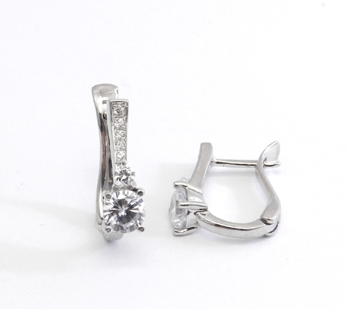 עגילי יהלומים תלויים 1 קראט