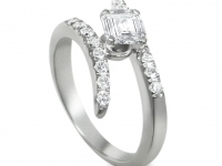 טבעת יהלום מרובע