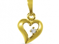 תליון לב מעוצב עם יהלום