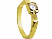 טבעת סוליטר מעוצבת בעיצוב עדין