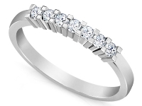 טבעות יהלומים אופנתיות