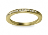טבעת יהלומים שורה אחת - זהב צהוב 