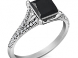 טבעת יהלום מרובע שחור בעיצוב יוקרתי