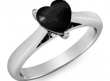 טבעת יהלום שחור בצורת לב