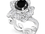 טבעת יהלומים מעוצבת כפרח יהלום שחור מרכזי