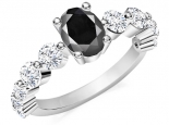 טבעת יהלומים - יהלום שחור מרכזי בצורת OVAL 