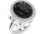 טבעת יהלום שחור מעוטרת 